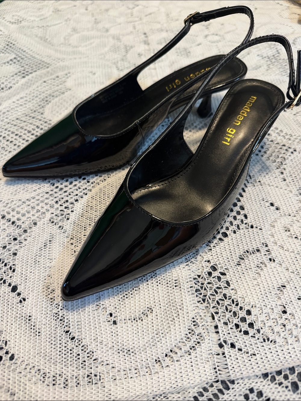⭐️ Madden Girl Kitten Heels